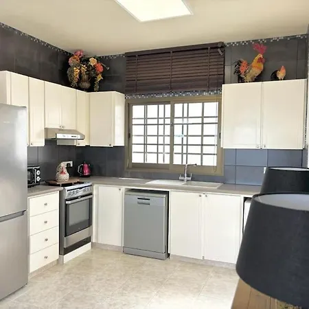 Chara Spectacular Panoramic Views! Villa Peyia