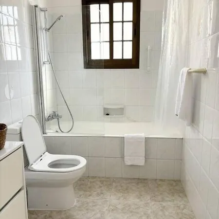 Chara Spectacular Panoramic Views!