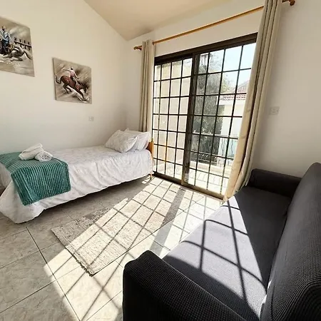 Chara Spectacular Panoramic Views! *