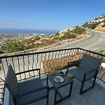 Villa Chara Spectacular Panoramic Views!