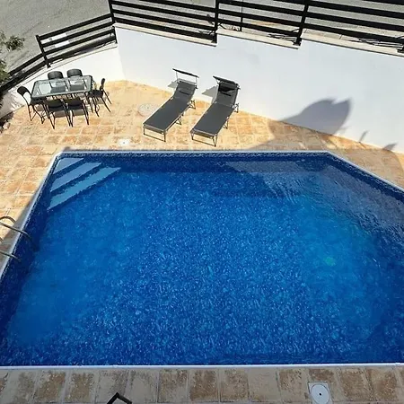 Chara Spectacular Panoramic Views! Villa Peyia