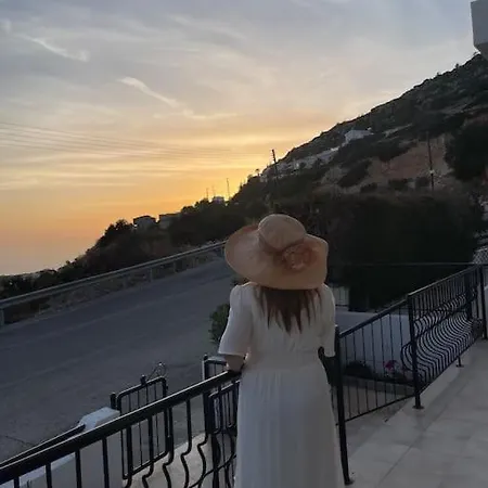 Chara Spectacular Panoramic Views! וילה פאהיה