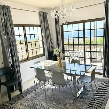 Villa Chara Spectacular Panoramic Views! Peyia