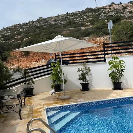 Villa Chara Spectacular Panoramic Views! *