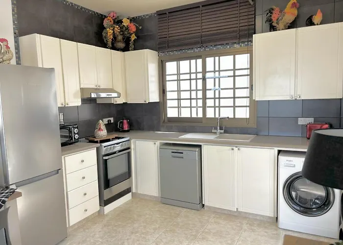 Chara Spectacular Panoramic Views! Вилла Пейя