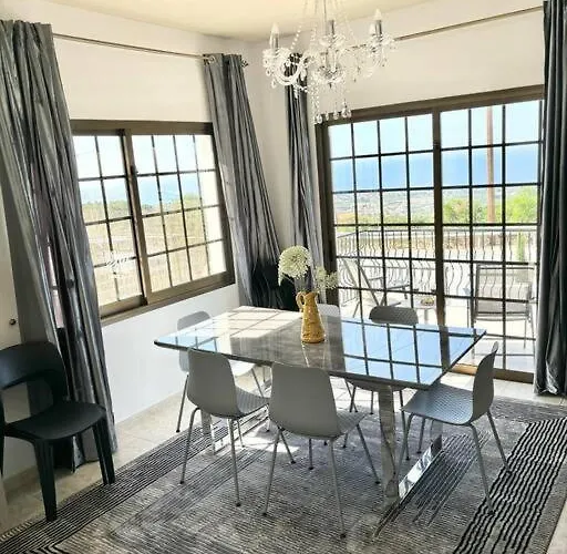 Вилла Chara Spectacular Panoramic Views! Пейя