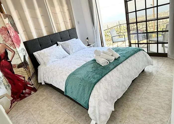 Chara Spectacular Panoramic Views!