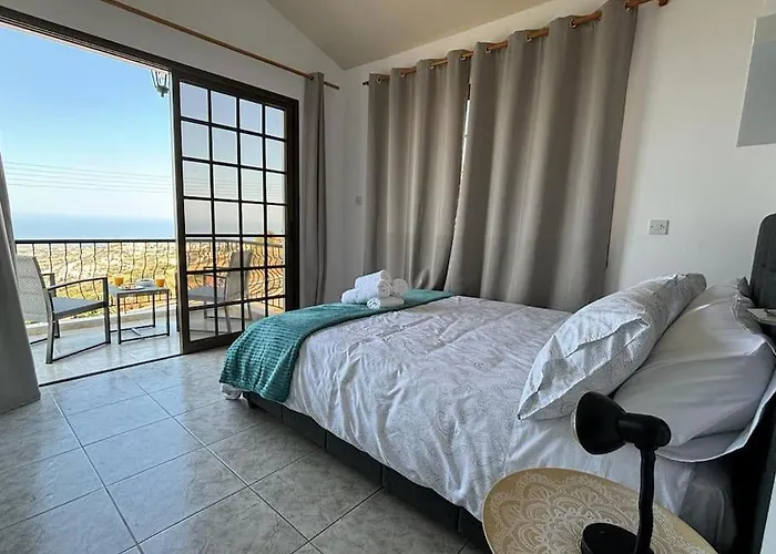 Chara Spectacular Panoramic Views! Peyia